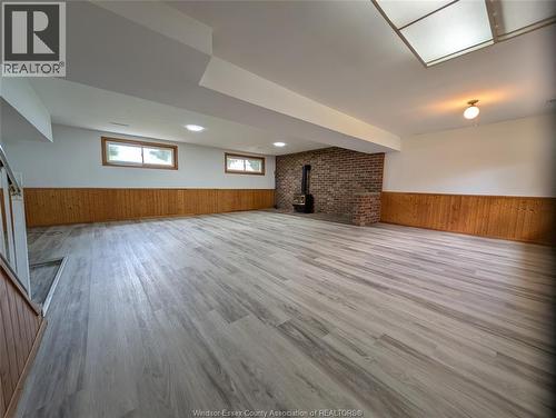 1867 Kent, Windsor, ON - Indoor
