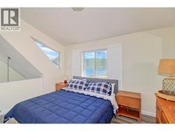 Loft bed - 