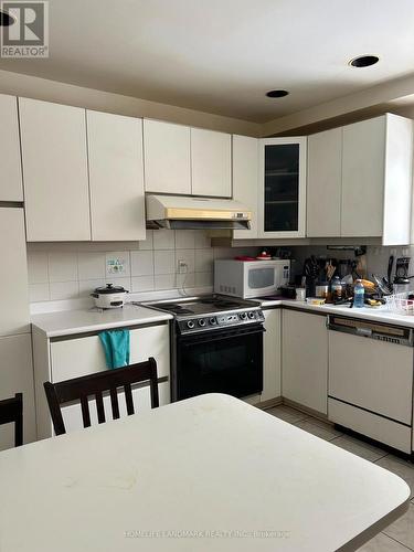 105 Whitehorn Crescent, Toronto, ON - Indoor Photo Showing Kitchen