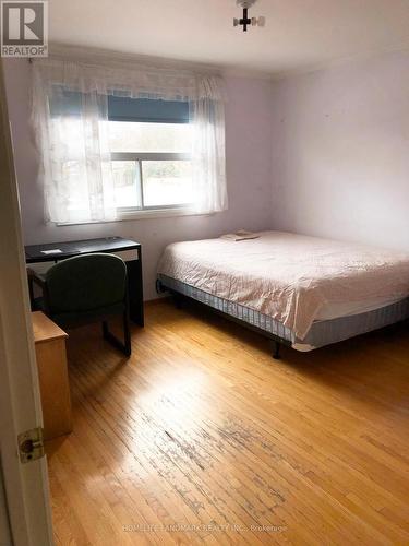 105 Whitehorn Crescent, Toronto, ON - Indoor Photo Showing Bedroom