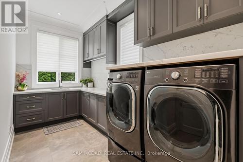 1342 Nocturne Court, Mississauga, ON - Indoor Photo Showing Laundry Room