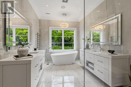 1342 Nocturne Court, Mississauga, ON - Indoor Photo Showing Bathroom