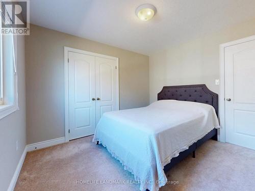 73 Graihawk Drive, Barrie, ON - Indoor Photo Showing Bedroom