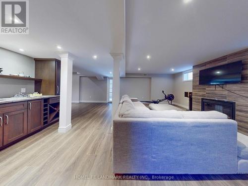 73 Graihawk Drive, Barrie, ON - Indoor