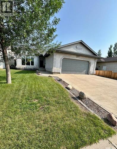 418 Crystal Crescent, Warman, SK - Outdoor