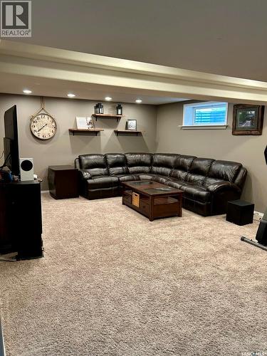 418 Crystal Crescent, Warman, SK - Indoor Photo Showing Basement