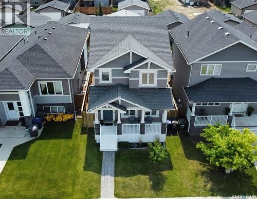 652 Ells Crescent, Saskatoon, SK - Outdoor With Deck Patio Veranda With Facade