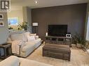 652 Ells Crescent, Saskatoon, SK  - Indoor Photo Showing Living Room 