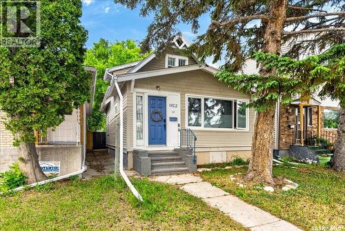 1922 Atkinson Street, Regina, SK - Outdoor