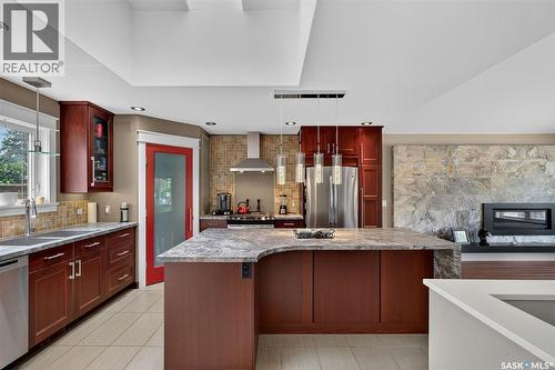 140 10Th Street, Humboldt, SK - Indoor Photo Showing Kitchen With Double Sink