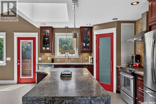 140 10Th Street, Humboldt, SK - Indoor Photo Showing Kitchen With Stainless Steel Kitchen
