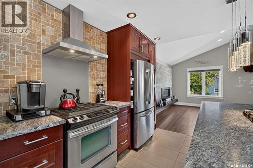 140 10Th Street, Humboldt, SK - Indoor Photo Showing Kitchen With Stainless Steel Kitchen
