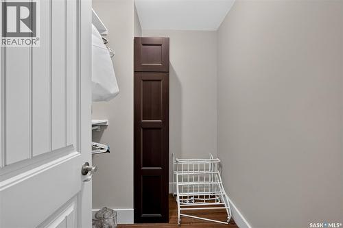 140 10Th Street, Humboldt, SK - Indoor