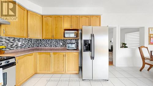 13 Pamgrey Road, Markham, ON - Indoor Photo Showing Kitchen