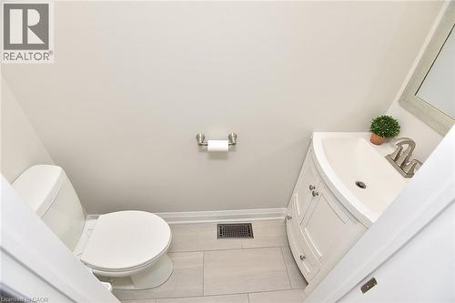 Powder Room - 519 Southridge Drive, Hamilton, ON - Indoor Photo Showing Bathroom