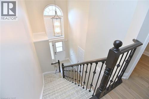 519 Southridge Drive, Hamilton, ON - Indoor Photo Showing Other Room