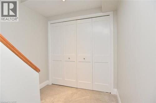 519 Southridge Drive, Hamilton, ON - Indoor Photo Showing Other Room