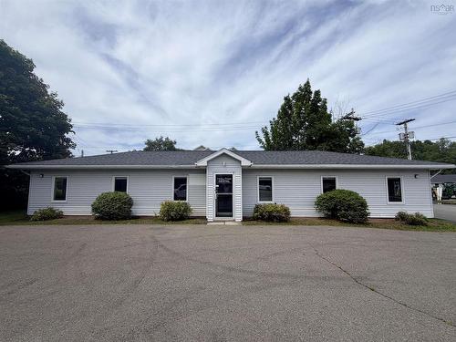 48 Main Street, Antigonish, NS 