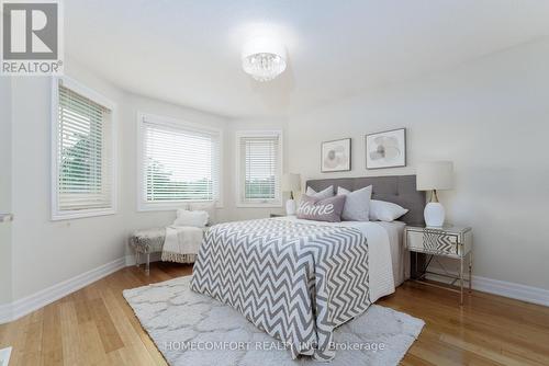 68 Grace Crescent, Barrie, ON - Indoor Photo Showing Bedroom