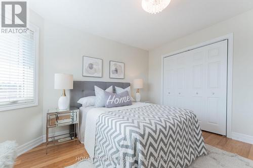 68 Grace Crescent, Barrie, ON - Indoor Photo Showing Bedroom