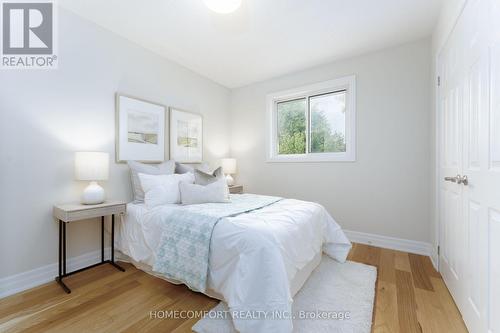 68 Grace Crescent, Barrie, ON - Indoor Photo Showing Bedroom