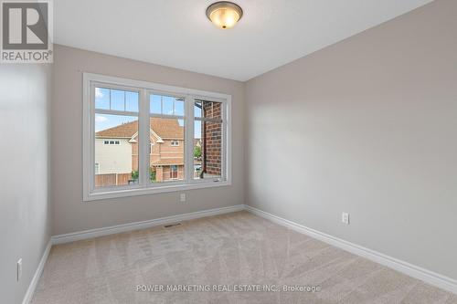 245 Silvermoon Crescent, Ottawa, ON - Indoor Photo Showing Other Room