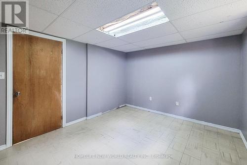 138 Rifle Range Road, Hamilton, ON - Indoor Photo Showing Other Room