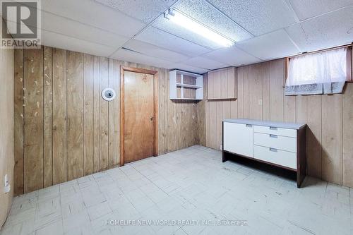 138 Rifle Range Road, Hamilton, ON - Indoor