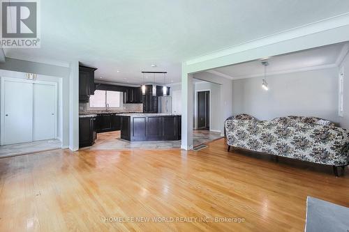 138 Rifle Range Road, Hamilton, ON - Indoor