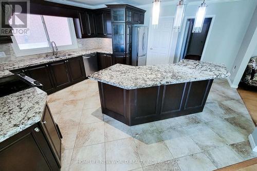 138 Rifle Range Road, Hamilton, ON - Indoor Photo Showing Kitchen With Double Sink