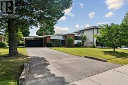 462 THE KINGSWAY Toronto, ON M9A 3W4