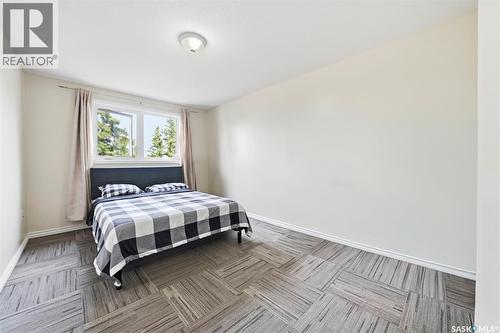 210 515 28Th Street E, Prince Albert, SK - Indoor Photo Showing Bedroom