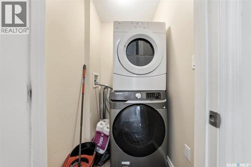 210 515 28Th Street E, Prince Albert, SK - Indoor Photo Showing Laundry Room
