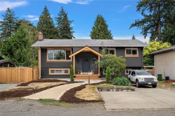 3053 Jenner Rd Colwood, BC V9C 1N3