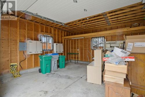 113 Quebec Street, Goderich (Goderich (Town)), ON - Indoor Photo Showing Garage