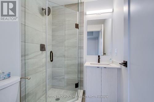 516 - 2369 Danforth Avenue, Toronto, ON - Indoor Photo Showing Bathroom