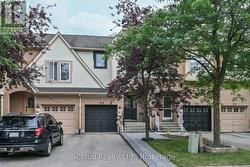 97 MUGFORD ROAD  Aurora, ON L4G 7J5