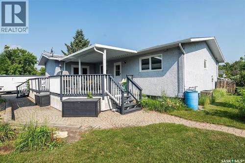 302 7Th Street E, Wynyard, SK - Outdoor With Deck Patio Veranda