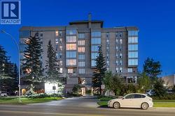 204, 4603 Varsity Drive NW  Calgary, AB T3A 2V7