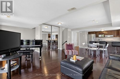 B - 1145 Longfields Drive, Ottawa, ON - Indoor Photo Showing Living Room