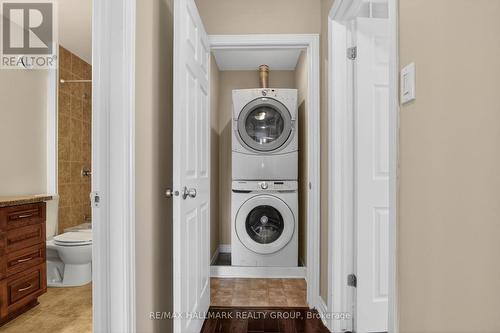 B - 1145 Longfields Drive, Ottawa, ON - Indoor Photo Showing Laundry Room