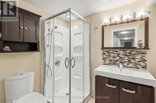 1331 Alloway Crescent, Ottawa, ON - Indoor Photo Showing Bathroom