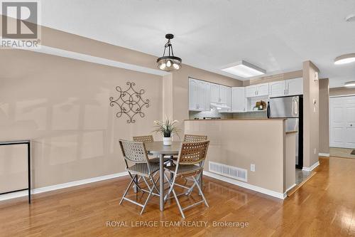 255 Deercroft Avenue, Ottawa, ON - Indoor Photo Showing Dining Room