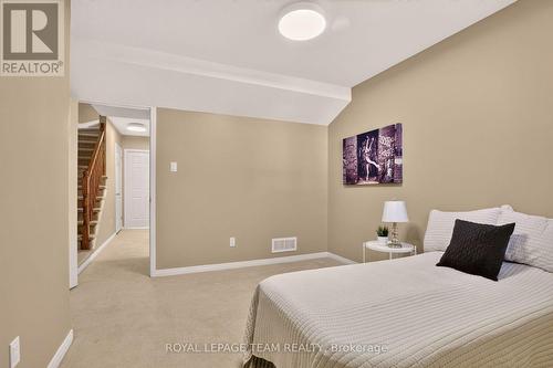 255 Deercroft Avenue, Ottawa, ON - Indoor Photo Showing Bedroom