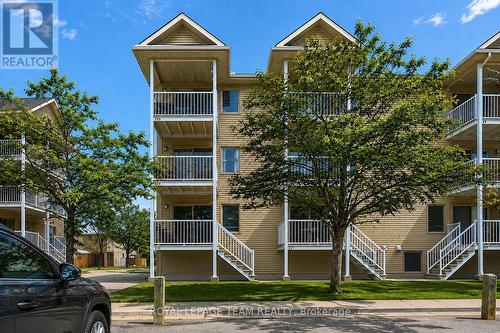 255 Deercroft Avenue, Ottawa, ON - Outdoor With Balcony