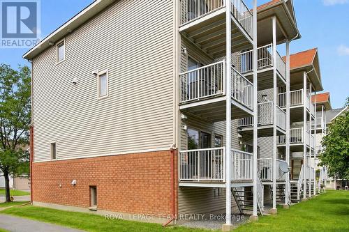 255 Deercroft Avenue, Ottawa, ON - Outdoor With Balcony