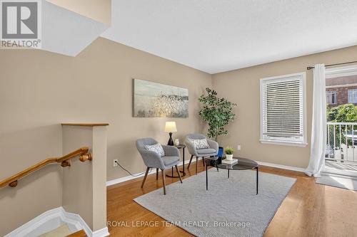 255 Deercroft Avenue, Ottawa, ON - Indoor Photo Showing Other Room