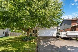 23 WOODSIDE SQUARE  Pelham (Fonthill), ON L0S 1E4