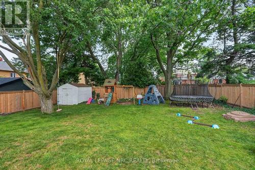 3 Orchard Parkway, Grimsby, ON - Outdoor With Backyard