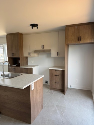 Cuisine - 9 Rue Arnold, Huntingdon, QC - Indoor Photo Showing Kitchen